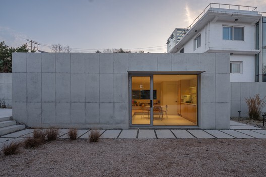 Second Chance Library / ODDs&ENDs architects Second Chance Library / ODDs&ENDs architects - Exterior Photography, Concrete