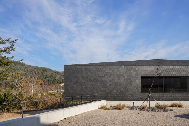 Second Chance Library / ODDs&ENDs architects - Exterior Photography, Concrete