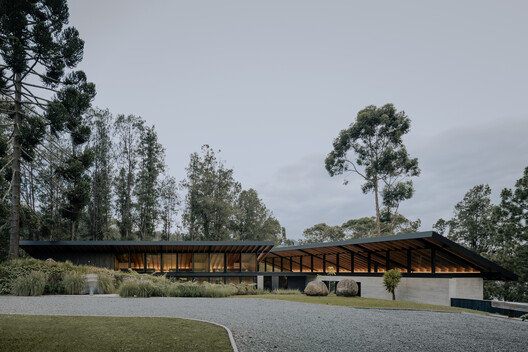 House on the Reservoir / Obranegra Arquitectos House on the Reservoir / Obranegra Arquitectos - Image 21 of 31