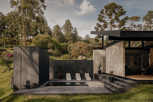 House on the Reservoir / Obranegra Arquitectos House on the Reservoir / Obranegra Arquitectos - Image 12 of 31