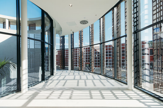 The Luanda Library Technology Park / Typsa The Luanda Library Technology Park / Typsa - Interior Photography, Glass