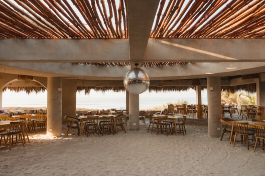 Rosa Jamaica Beach Club / Gris | Estudio de Diseño + Arquitectura Rosa Jamaica Beach Club / Gris | Estudio de Diseño + Arquitectura - Interior Photography, Dining room