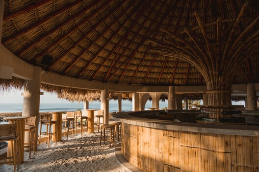 Rosa Jamaica Beach Club / Gris | Estudio de Diseño + Arquitectura Rosa Jamaica Beach Club / Gris | Estudio de Diseño + Arquitectura - Image 2 of 42