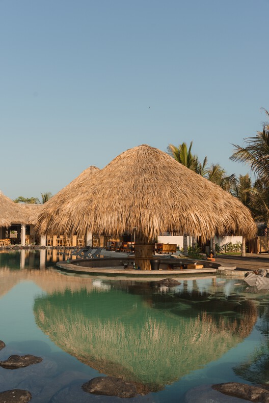 Rosa Jamaica Beach Club / Gris | Estudio de Diseño + Arquitectura Rosa Jamaica Beach Club / Gris | Estudio de Diseño + Arquitectura - Image 6 of 42