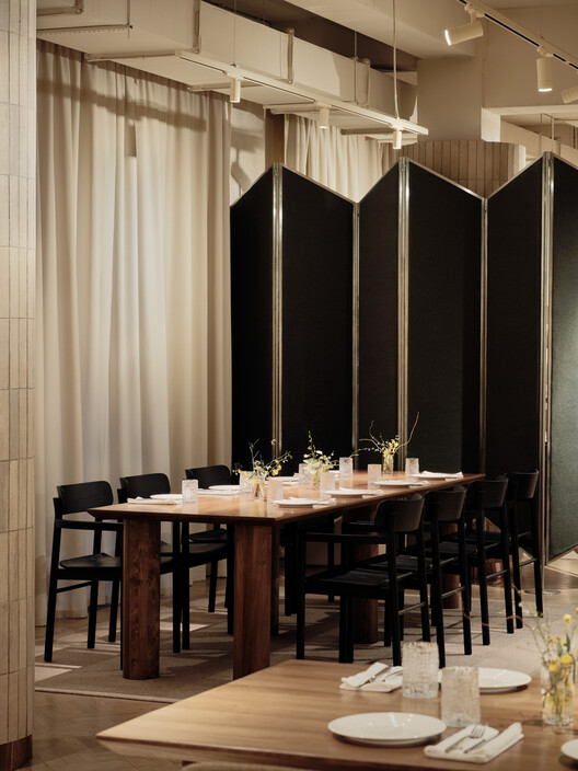 TAL family restaurant / NAAW - Interior Photography, Dining room, Wood, Table, Lighting, Chair, Glass