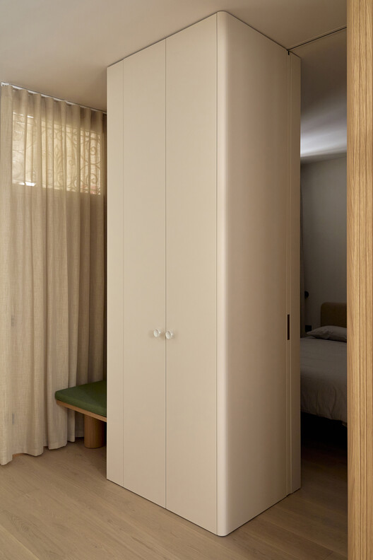 Ruiz Apartment / StudioMadera - Interior Photography, Closet, Wood, Bedroom