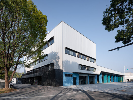 Qingpu Vehicle Inspection Station / Wuyang Architecture - Exterior Photography