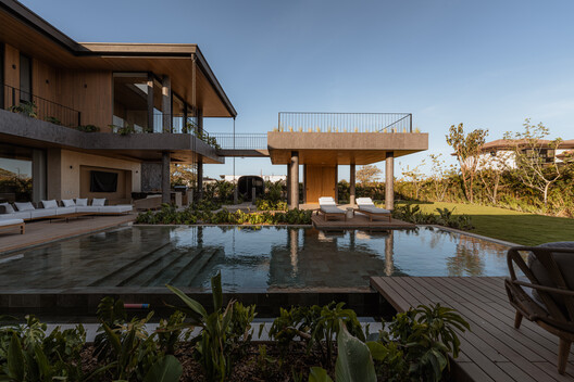 Residencia LR / K10 Studio Residencia LR / K10 Studio - Fotografía exterior