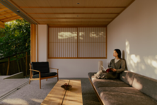House in Narutaki / kooo architects - Interior Photography, Living Room, Wood
