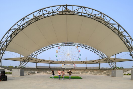 Atal Sarovar at Rajkot Smart City / INI Design Studio Atal Sarovar at Rajkot Smart City / INI Design Studio - Image 12 of 24