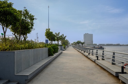 Atal Sarovar at Rajkot Smart City / INI Design Studio Atal Sarovar at Rajkot Smart City / INI Design Studio - Exterior Photography, Handrail