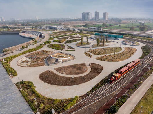 Atal Sarovar at Rajkot Smart City / INI Design Studio Atal Sarovar at Rajkot Smart City / INI Design Studio - Exterior Photography