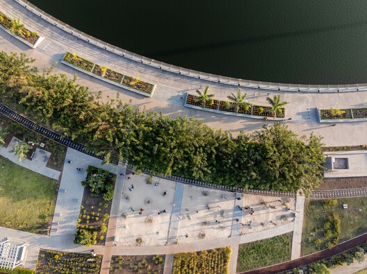 Atal Sarovar at Rajkot Smart City / INI Design Studio Atal Sarovar at Rajkot Smart City / INI Design Studio - Image 20 of 24