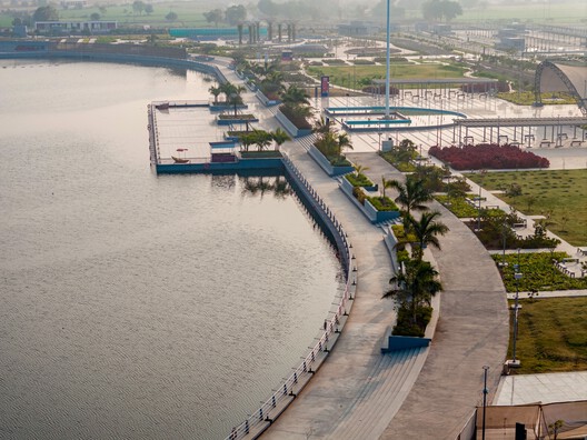 Atal Sarovar at Rajkot Smart City / INI Design Studio Atal Sarovar at Rajkot Smart City / INI Design Studio - Image 7 of 24