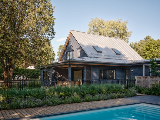 Knowlton Prairie / L. McComber Knowlton Prairie / L. McComber - Exterior Photography, Deck, Garden