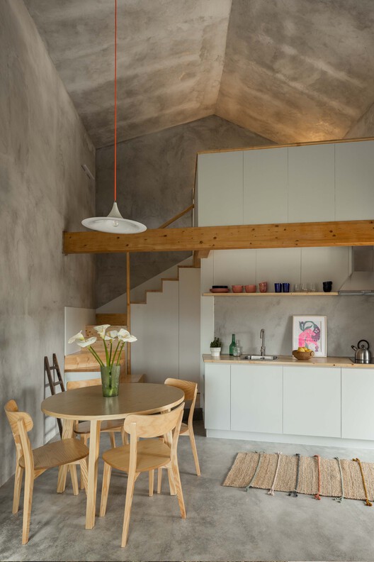 Abadim House / Paulo Moreira Architectures Abadim House / Paulo Moreira Architectures - Interior Photography, Kitchen, Wood, Lighting, Table, Chair, Countertop
