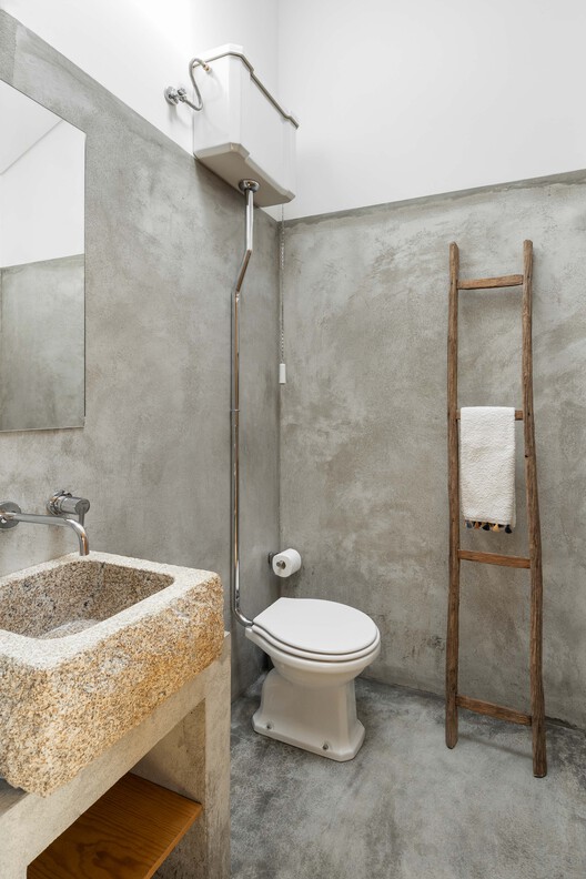 Abadim House / Paulo Moreira Architectures Abadim House / Paulo Moreira Architectures - Interior Photography, Bathroom, Toilet, Sink