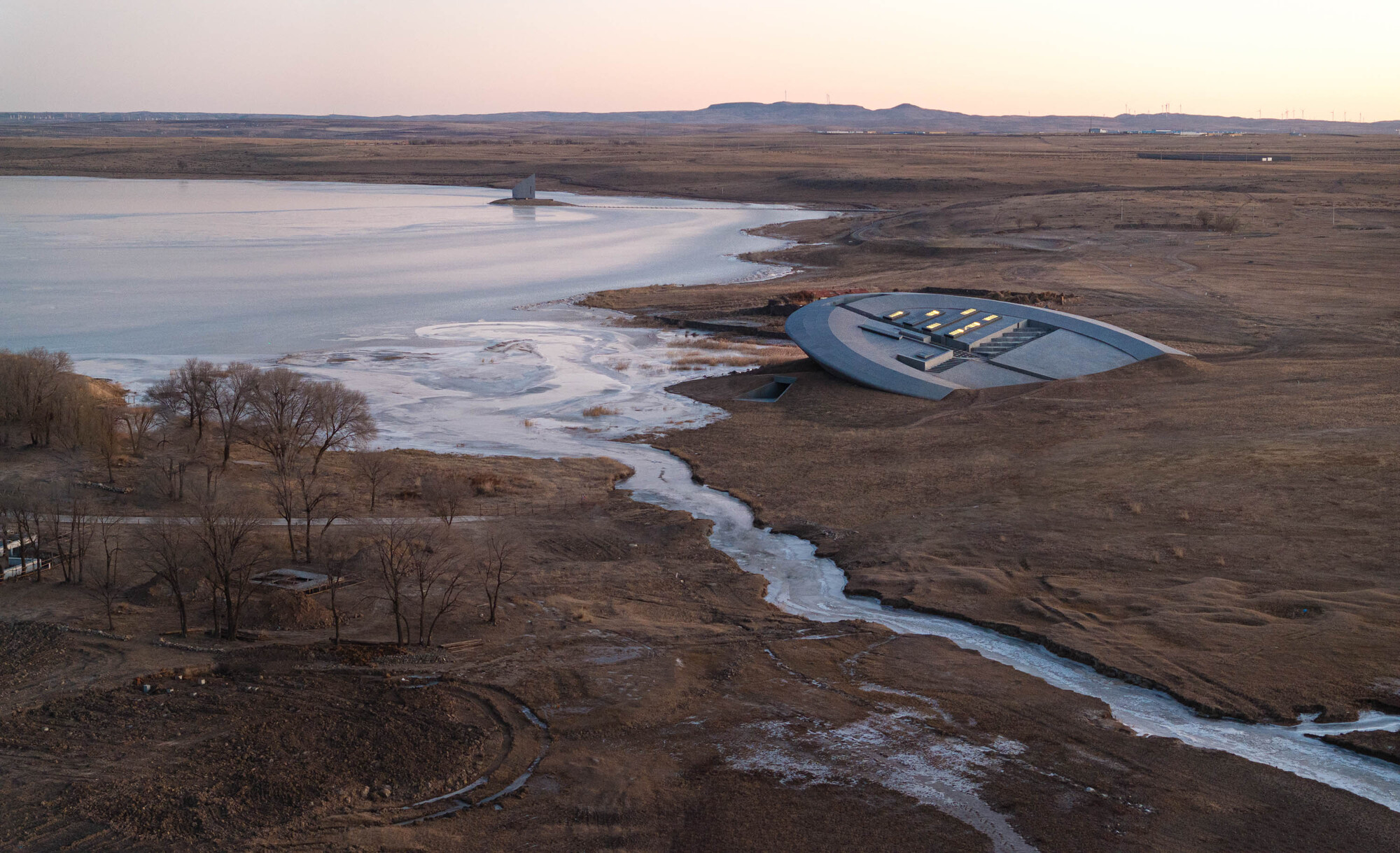 Gallery of Prairie Ark and Nomads' Beacon Tower / BUZZ/ B'ro Ziyu Zhuang - 13