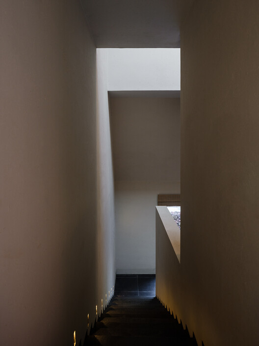 Red Valley Dwellings / line+ studio Red Valley Dwellings / line+ studio - Image 19 of 47