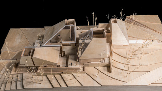 Red Valley Dwellings / line+ studio Red Valley Dwellings / line+ studio - Image 15 of 47