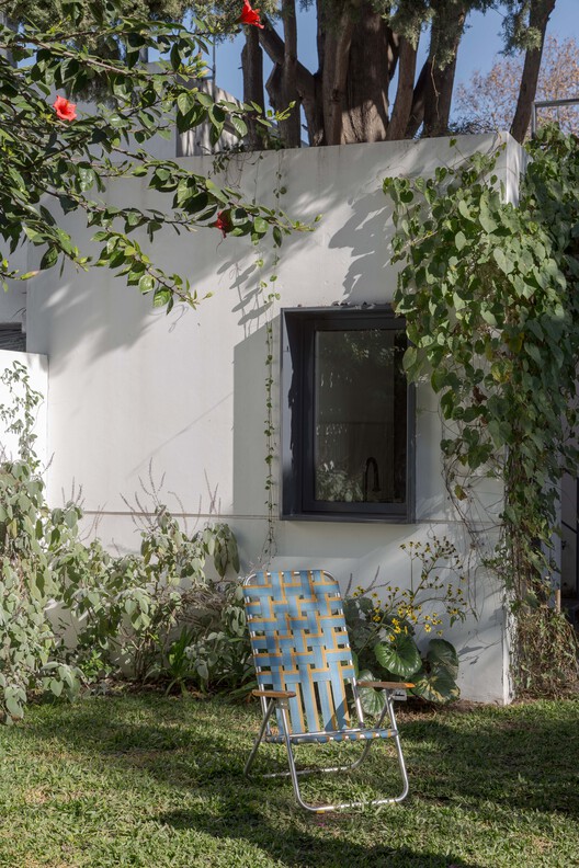 ARCS Nuñez Extension / Izar estudio ARCS Nuñez Extension / Izar estudio - Exterior Photography, Garden, Chair