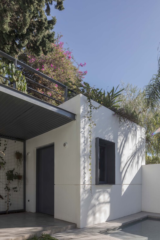 ARCS Nuñez Extension / Izar estudio ARCS Nuñez Extension / Izar estudio - Exterior Photography, Door, Concrete, Balcony, Courtyard