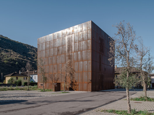 New Winery URS HAUSER / Wespi de Meuron Romeo architects - Exterior Photography