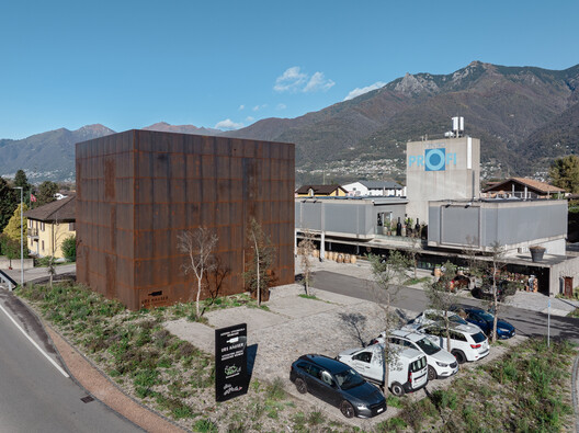 New Winery URS HAUSER / Wespi de Meuron Romeo architects - Exterior Photography