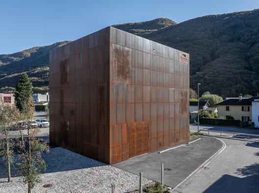 New Winery URS HAUSER / Wespi de Meuron Romeo architects - Exterior Photography
