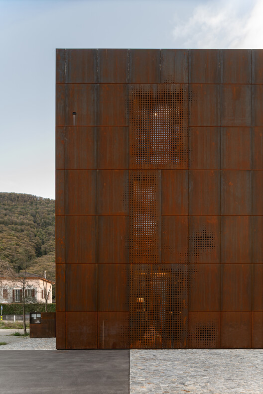 New Winery URS HAUSER / Wespi de Meuron Romeo architects - Exterior Photography
