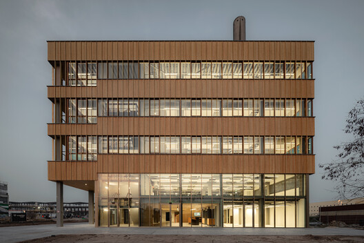 Ferro Offices / GROUP A Ferro Offices / GROUP A - Exterior Photography
