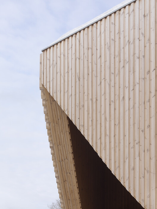 Ishøj Theater / Svendborg Architects + Wohlert Arkitekter - Exterior Photography, Wood
