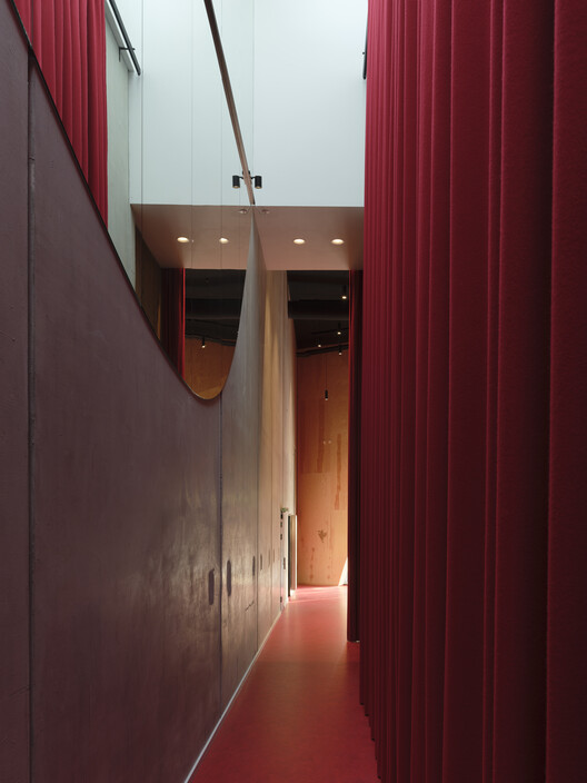 Ishøj Theater / Svendborg Architects + Wohlert Arkitekter - Image 4 of 30