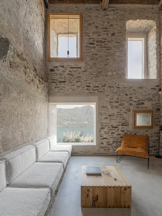 Transformation House ME. in Brissago / Wespi de Meuron Romeo architects - Interior Photography, Living Room