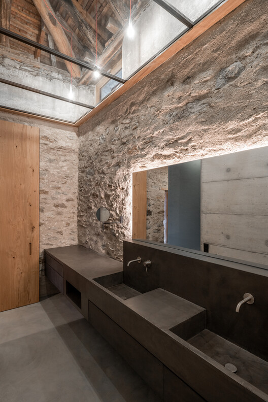 Transformation House ME. in Brissago / Wespi de Meuron Romeo architects - Interior Photography, Bathroom, Wood, Beam, Concrete, Sink