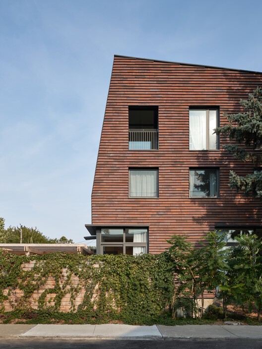 Ulster House / LGA Architectural Partners - Exterior Photography, Wood, Brick