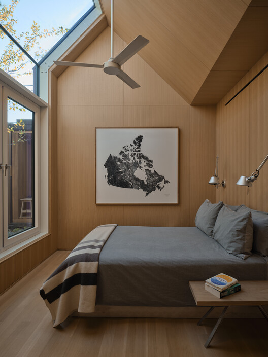 Ulster House / LGA Architectural Partners - Interior Photography, Bedroom, Wood, Lighting, Bed