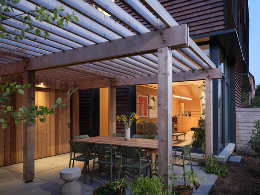 Ulster House / LGA Architectural Partners - Exterior Photography, Wood, Chair, Deck, Patio, Beam, Garden