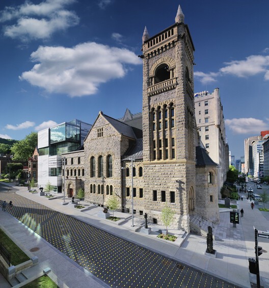 From Sacred to Public: 5 Disused Churches Reimagined as Cultural Spaces From Sacred to Public: 5 Disused Churches Reimagined as Cultural Spaces - Image 4 of 13