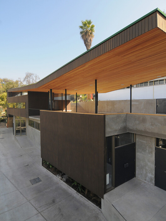 Animal Care: 8 Veterinary Hospitals Redefining Architecture for Health and Emotion Animal Care: 8 Veterinary Hospitals Redefining Architecture for Health and Emotion - Image 15 of 23