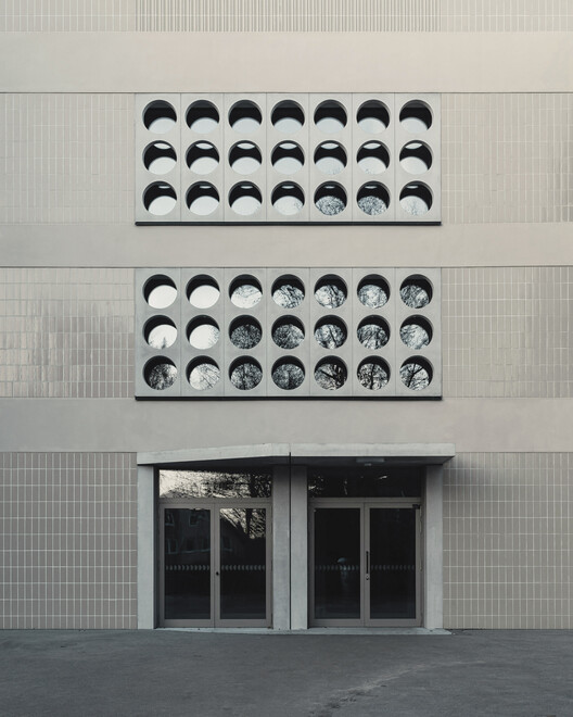 Lew-Tolstoi-School / AFF architekten - Image 8 of 16