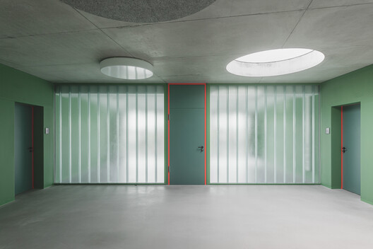 Lew-Tolstoi-School / AFF architekten - Interior Photography