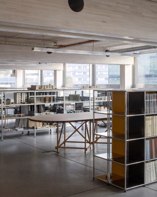 Mosso / Nomos - Interior Photography, Shelving, Table, Chair