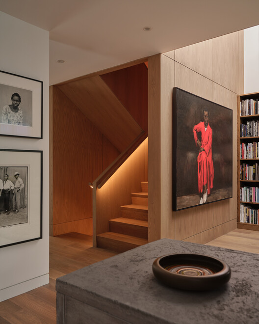 Montague House / Studio of Contemporary Architecture (SOCA) Montague House / Studio of Contemporary Architecture (SOCA) - Interior Photography, Closet, Wood