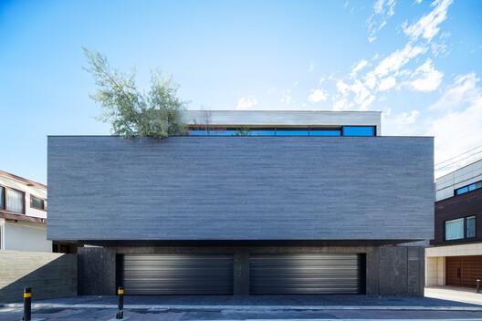 Eternity House / APOLLO Architects & Associates