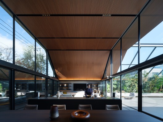Eternity House / APOLLO Architects & Associates - Interior Photography, Kitchen, Glass, Beam