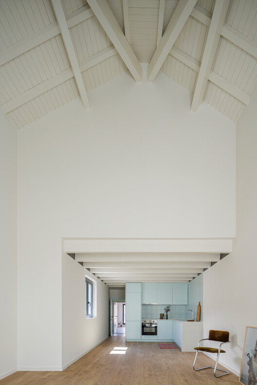 Casa Miragaia / Paulo Moreira Architectures - Fotografía interior, Fijación Vigas