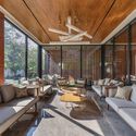 Casa El Velo de Brick / VPA Architects - fotografía de interiores, salón, ladrillos, sillas