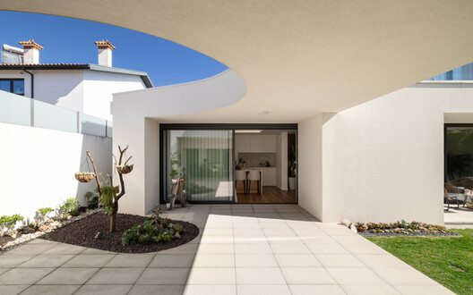 Delães House / ARE ARCHITECTS STUDIO - Image 6 of 20