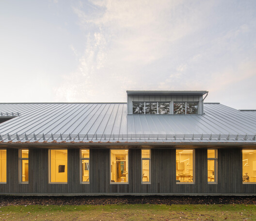 Des Cimes Dental Clinic / CARTA. Architecte + Designer - Exterior Photography